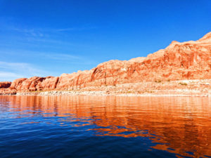 Landscape, Moss Image, Moab Photographer, Lake powell red cliffs and blue water
